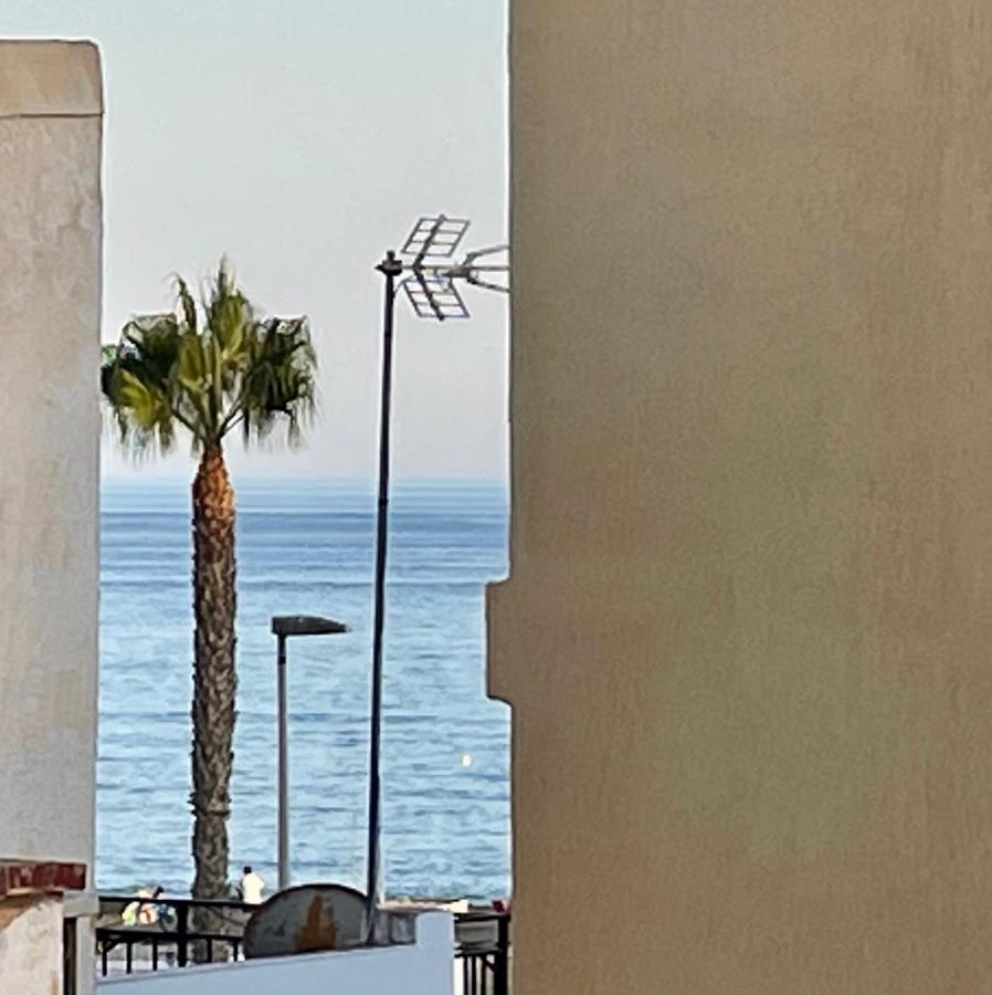 Moderno Piso De 3 Dormitorios En La Playa De Rincon De La Victoria Malaga المظهر الخارجي الصورة