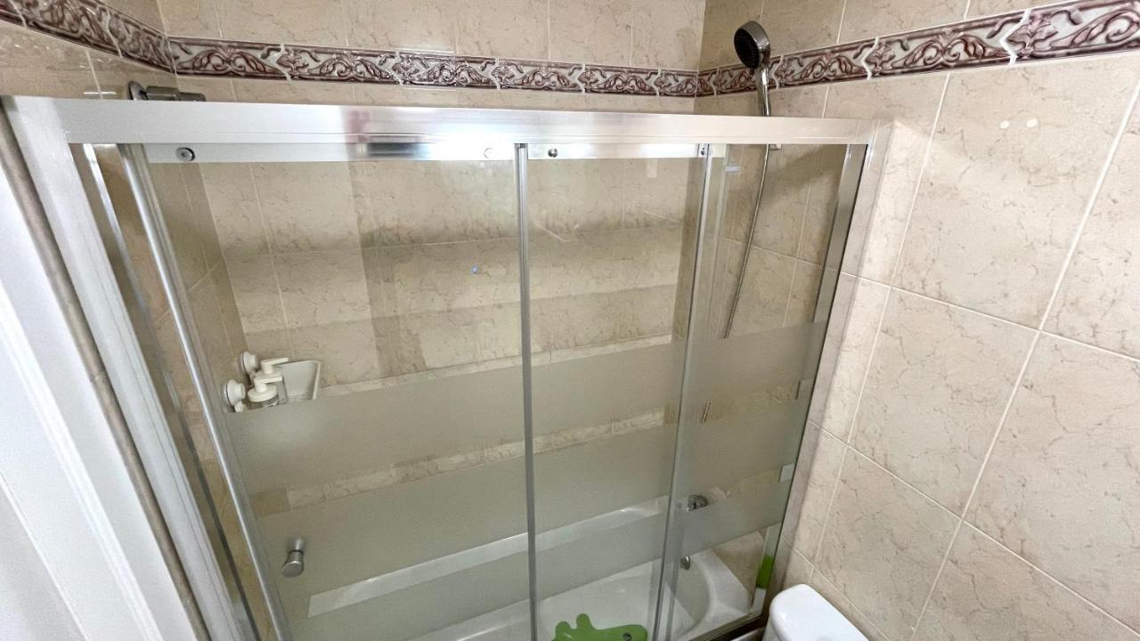 Moderno Piso De 3 Dormitorios En La Playa De Rincon De La Victoria Malaga المظهر الخارجي الصورة